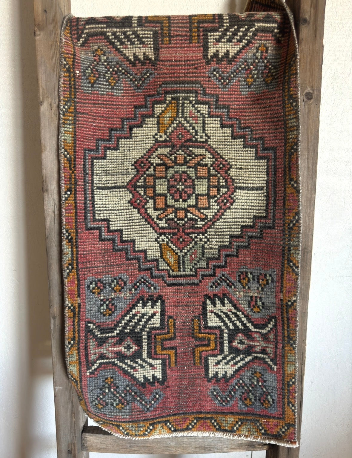 Malatya Mini Turkish Rug | 1’6” x 3’