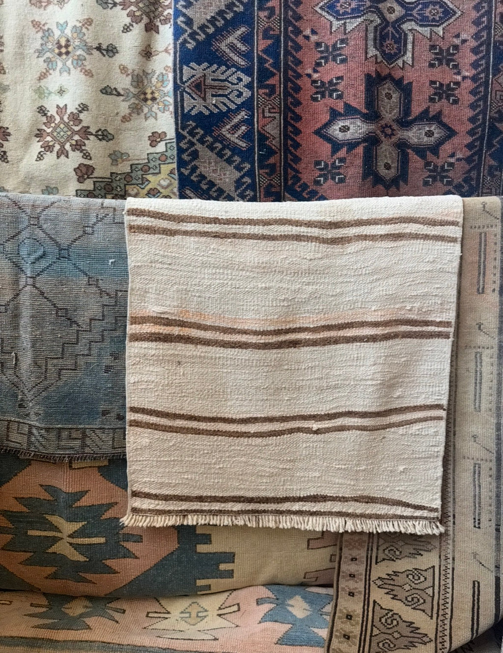 Theia Kilim Hemp Runner | 2'4" x 4'4"