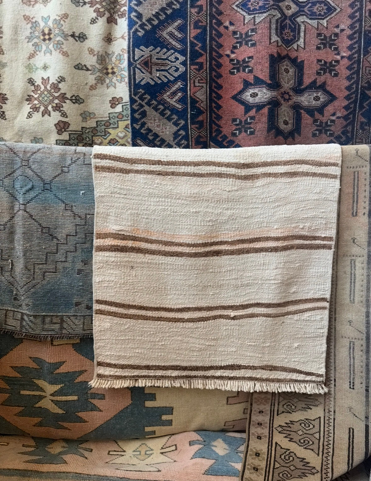 Theia Kilim Hemp Runner | 2'4" x 4'4"