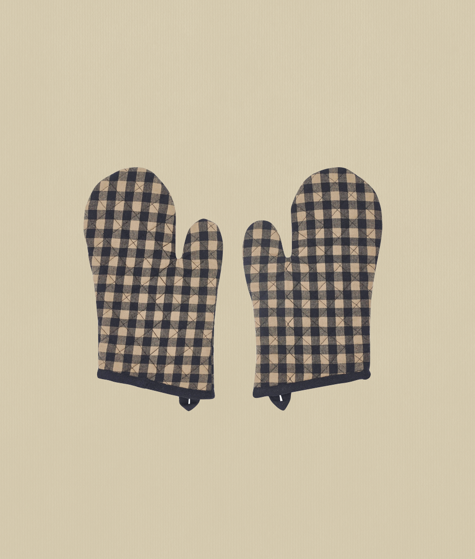 Cottage Check Oven Mitts