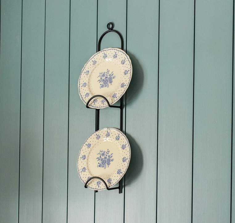 Heirloom Plate Display