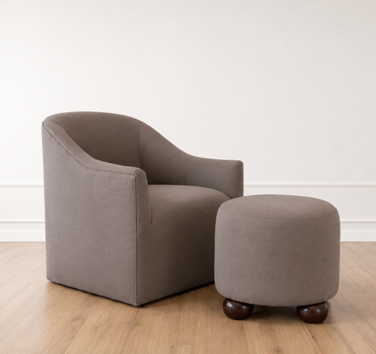 Noemi Chair