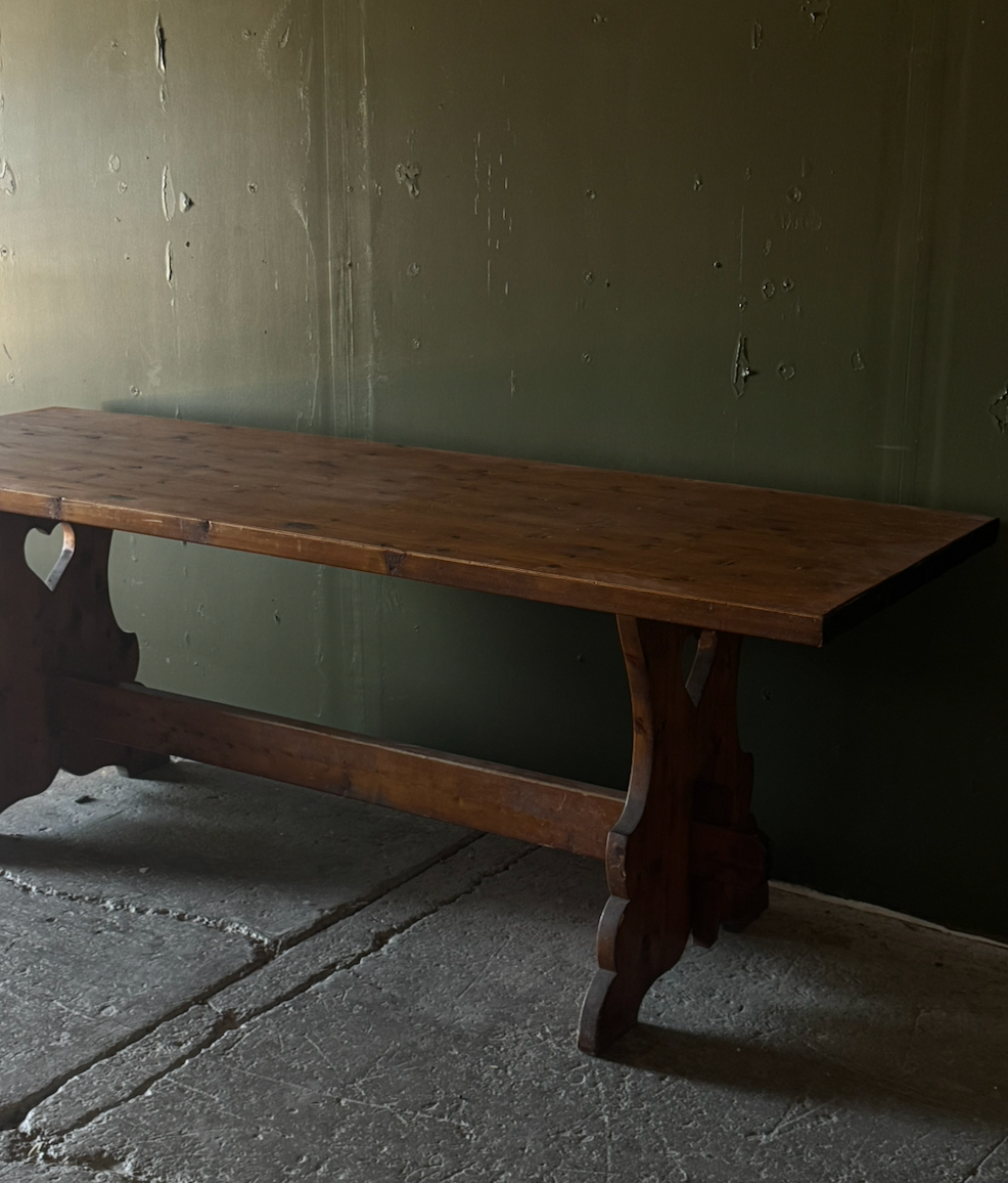 Carved Leg 19th Century Hungarian Dining Table