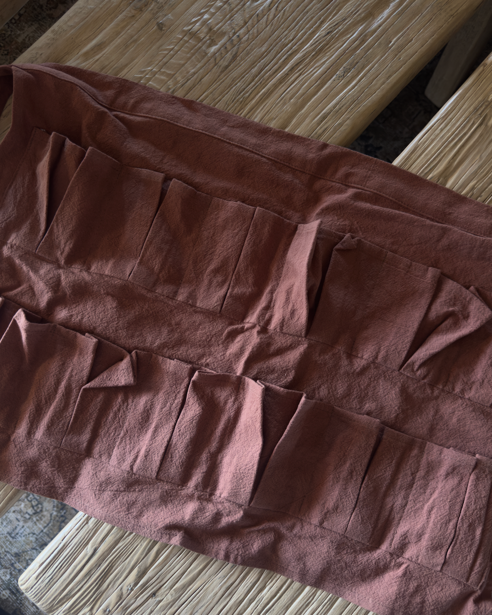 Linen Eggpron